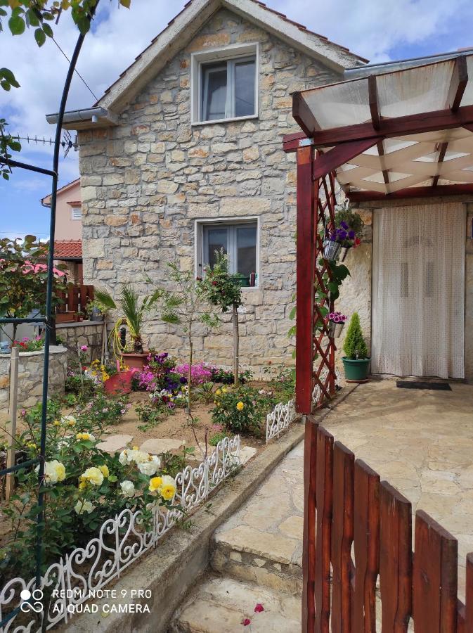 Kuca Za Odmor Delfina Villa Slivnica Exterior foto