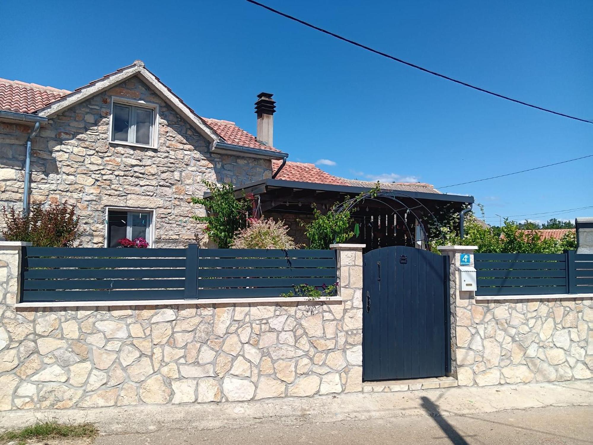 Kuca Za Odmor Delfina Villa Slivnica Exterior foto