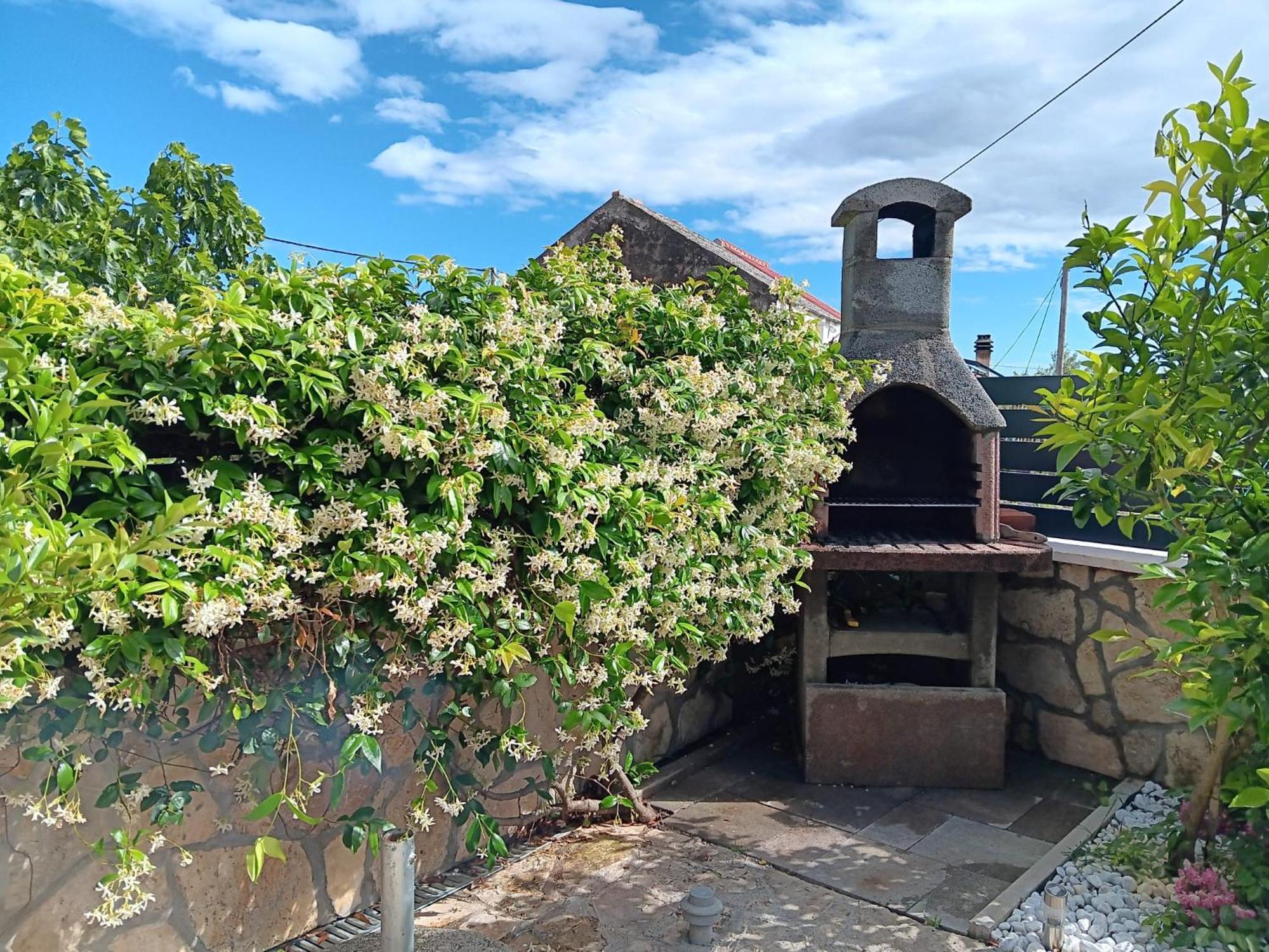 Kuca Za Odmor Delfina Villa Slivnica Exterior foto